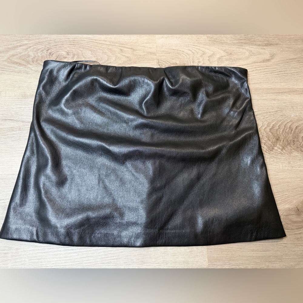 Good American Black Strapless Leather Top - Picture 3 of 7